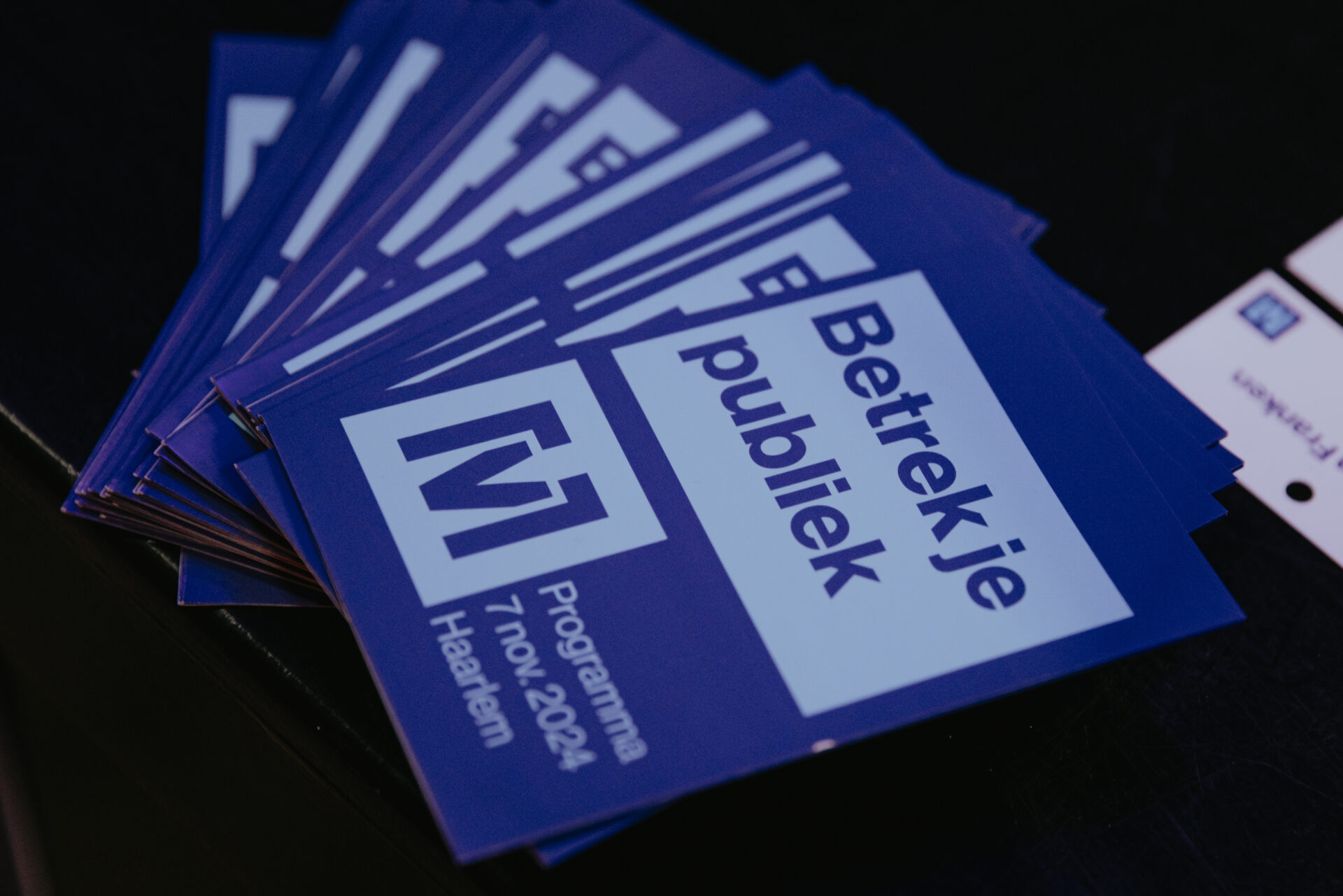 Programmaboekjes Media van Morgen in blauw en paars